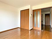 洋室7.2帖