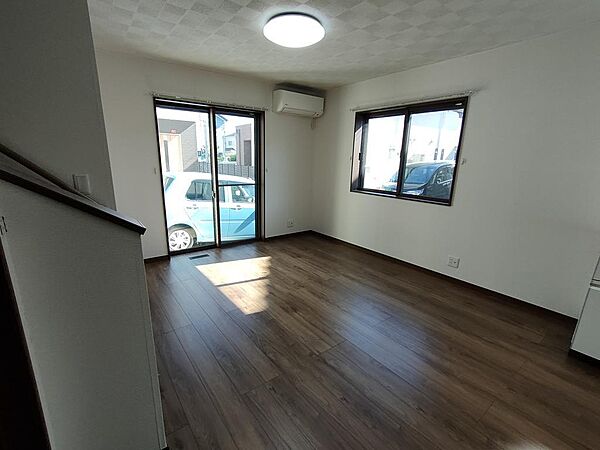 detached 埼玉県春日部市藤塚1888-19-2

地図を見る