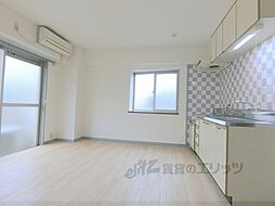 京都市営烏丸線 北大路駅 徒歩18分の賃貸マンション 1階2LDKのリビング/ダイニング