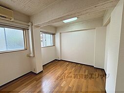 京都市営烏丸線 北大路駅 バス12分 上賀茂御薗橋下車 徒歩4分の賃貸マンション 1階1Kのリビング/ダイニング