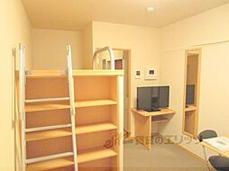 レオパレス紫野 3階1Kのリビング/ダイニング