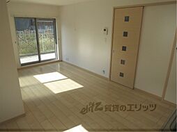 バードレイク北山 101 3階1LDKのリビング/ダイニング