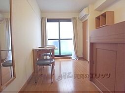 京都市営烏丸線 北大路駅 バス13分 玄琢下下車 徒歩2分の賃貸アパート 1階1Kのリビング/ダイニング