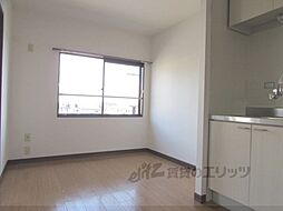 ドミール岩倉 101 1階2DKのリビング/ダイニング