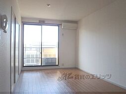 キャピタルマーサー 102 1階2LDKのリビング/ダイニング