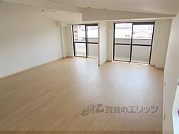 ウインド岩倉 305 3階1LDKのリビング/ダイニング