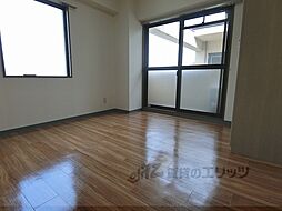 ＲＡＦＦＩＮＥ御所西 405 4階ワンルームのリビング/ダイニング