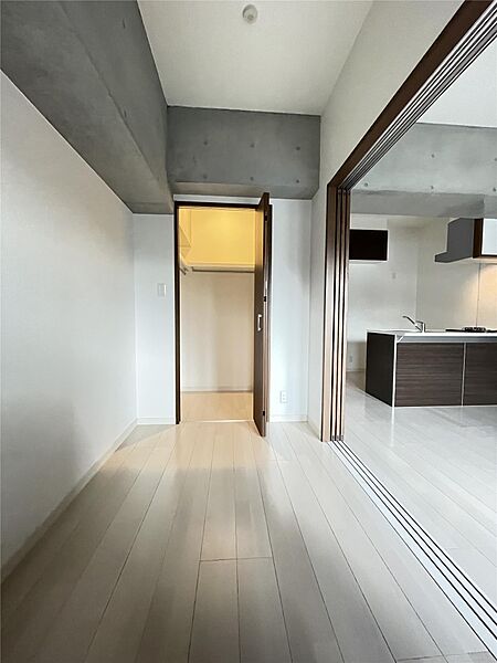 ＴＨＥ　ＨＩＬＬＳ　ＫＯＫＵＲＡ