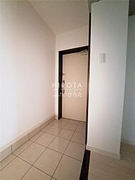 ＴＨＥ　ＨＩＬＬＳ　ＫＯＫＵＲＡ