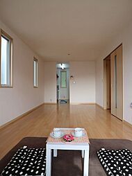 三洋タウン B棟 202 2階2LDKのリビング/ダイニング