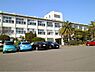 周辺：水巻町立水巻中学校（2533m）