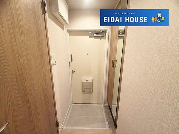 玄関を拡大表示
