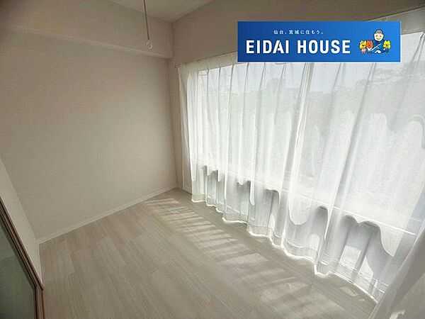 寝室を拡大表示