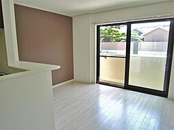 メゾン・クレール 2階1LDKのリビング/ダイニング