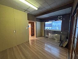 曽根町貸家 1階8DKのリビング/ダイニング