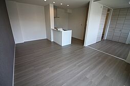 サラージュII 102 1階2LDKのリビング/ダイニング