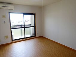 ランド・マーク・円蔵 305 3階1Kのリビング/ダイニング