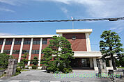 小学校「長浜市立神照小学校まで1213m」