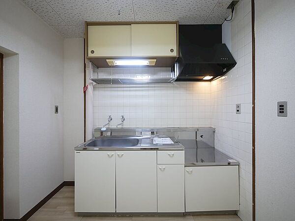 ソレイユガーデン 104｜茨城県日立市諏訪町１丁目(賃貸マンション3K・1階・49.48㎡)の写真 その4