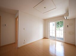 リヴァー・グローヴ 103 1階1LDKのリビング/ダイニング