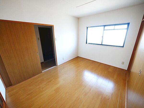 apartment 茨城県日立市助川町２丁目
助川町の賃貸情報を見る
物件地図