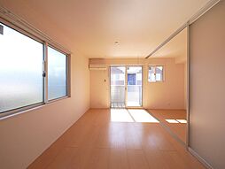 シスモンス 203 2階1LDKのリビング/ダイニング