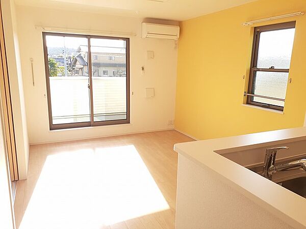 apartment 茨城県常陸太田市下河合町
下河合町の賃貸情報を見る
物件地図