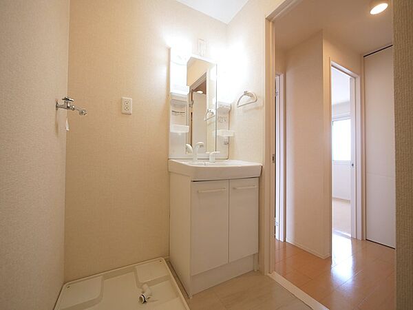 apartment 茨城県那珂郡東海村舟石川駅東２丁目
舟石川駅東の賃貸情報を見る
物件地図