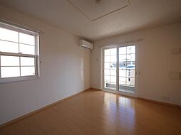 サニー　KIII 102 1階1LDKのリビング/ダイニング