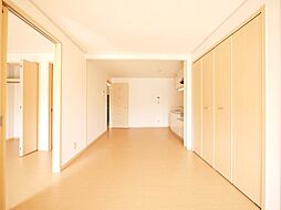 ニューマリッチ長山 201 2階2LDKのリビング/ダイニング