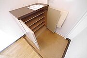 シューズボックス