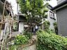 外観：お庭には梅の木と紫陽花