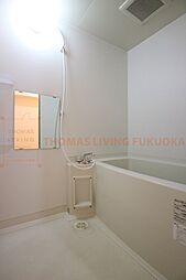 浴室に鏡ついてます