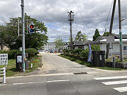鳥栖市立田代小学校（733m）