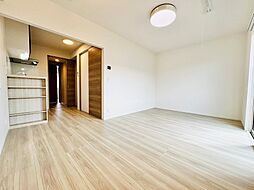 グラジオ 203 2階1LDKのリビング/ダイニング