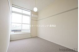 レオパレスクレールシャトー 105 1階ワンルームのリビング/ダイニング