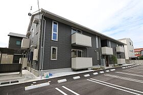 ヴィラレスト 201 ｜ 石川県金沢市長田２丁目（賃貸アパート1LDK・2階・48.20㎡） その1