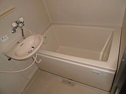 ポートサイドビル 2階1Kのリビング/ダイニング