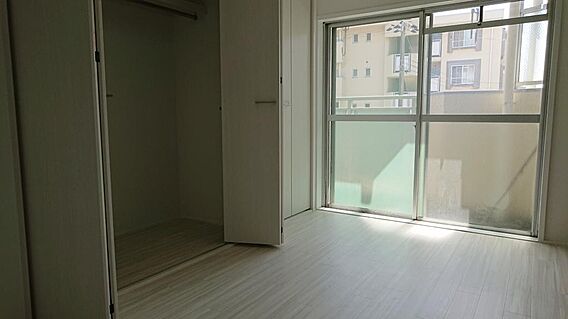 和室から洋室へ...