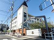 六甲小学校