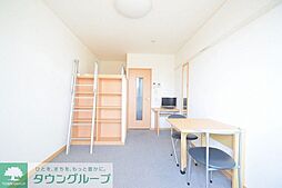 レオパレス大井 2階1Kのリビング/ダイニング