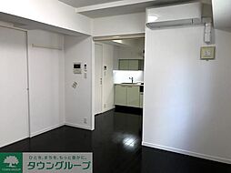 Ｂｌｏｓｓｏｍ　Ｔｓｕｋｕｄａ 201 2階ワンルームのリビング/ダイニング