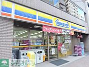 ミニストップ岩本町2丁目店 徒歩3分。 180m