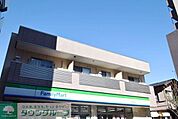 ファミリーマート新宿税務署通り店 徒歩6分。 420m