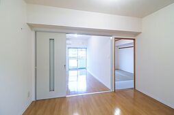 URプロムナード北松戸 13階3DKのリビング/ダイニング