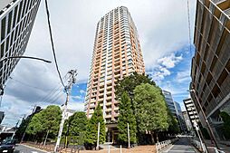 青山パークタワー