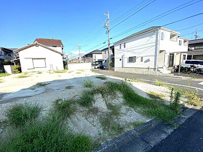 外観：更地渡しなので解体費等かからず、建物建築費用に充てられます♪