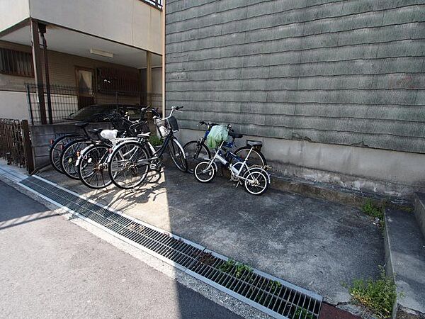 画像3:自転車置き場