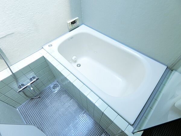 画像5:高温差湯　浴室乾燥機付き