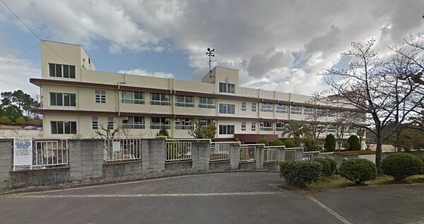 画像29:茨木市立東雲中学校(中学校)まで655m